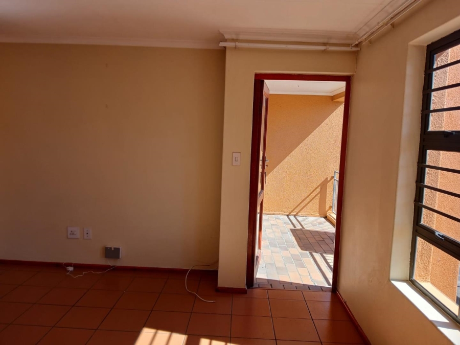 To Let 2 Bedroom Property for Rent in Ferndale Western Cape